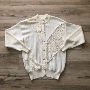VINTAGE Jaclyn Smith Elegant White Lace Panel Embroidered Cardigan